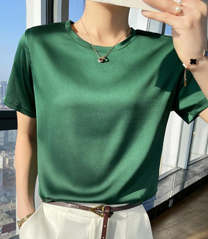 Blusa Feminina Básica Manga Curta Seda | Amy Blusa Feminina Básica Manga Curta Seda | Amy