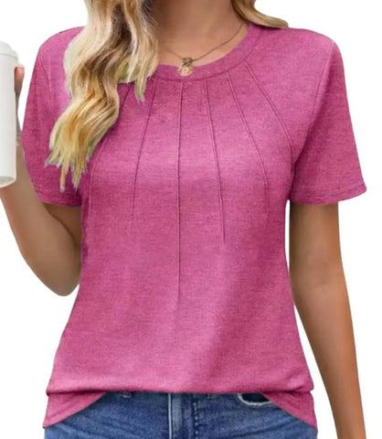 Blusa Feminina Básica Plissada em tecido confortável com pregas frontais, mangas curtas e decote redondo. Blusa Feminina Básica Plissada em tecido confortável com pregas frontais, mangas curtas e decote redondo.