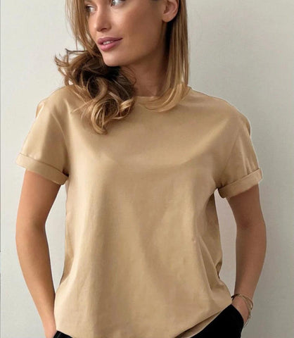 Camiseta Feminina Básica Algodão Premium | Mila Camiseta Feminina Básica Algodão Premium | Mila