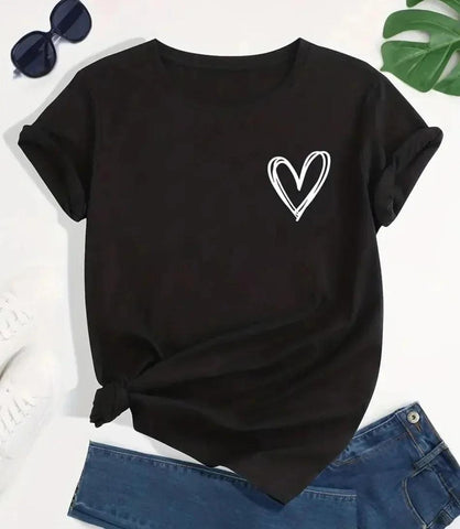 Camiseta Feminina Básica em Algodão Verde, com corte reto, decote redondo e mangas curtas dobradas, ideal para looks casuais. Camiseta Feminina Básica em Algodão Verde, com corte reto, decote redondo e mangas curtas dobradas, ideal para looks casuais.