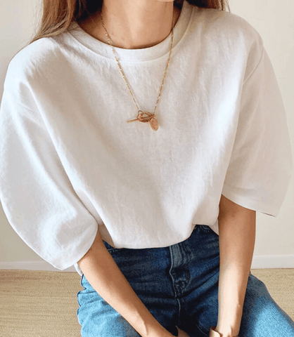 Camiseta Feminina Oversized Algodão Conforto Casual Básica | Clara Camiseta Feminina Oversized Algodão Conforto Casual Básica | Clara