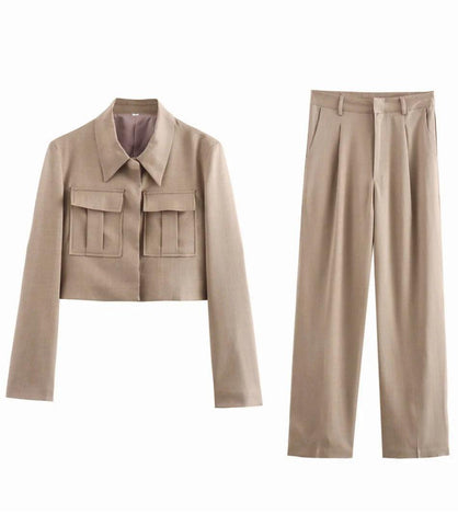 Conjunto Feminino Alfaiataria com Blazer Cropped de Linho | Livia Conjunto Feminino Alfaiataria com Blazer Cropped de Linho | Livia