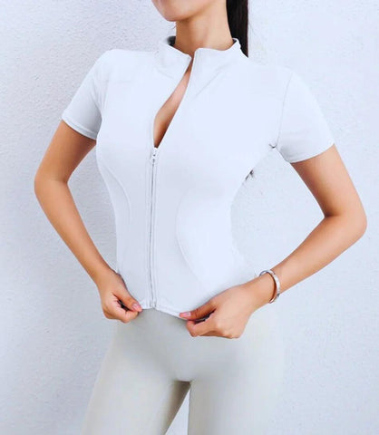 Jaqueta feminina para academia slim fit, tecido respirável, ajuste perfeito e manga longa com furos para polegares. Jaqueta feminina para academia slim fit, tecido respirável, ajuste perfeito e manga longa com furos para polegares.