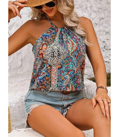 Regata feminina boho com estampa colorida e decote halter, ideal para looks leves e estilosos no verão. Regata feminina boho com estampa colorida e decote halter, ideal para looks leves e estilosos no verão.