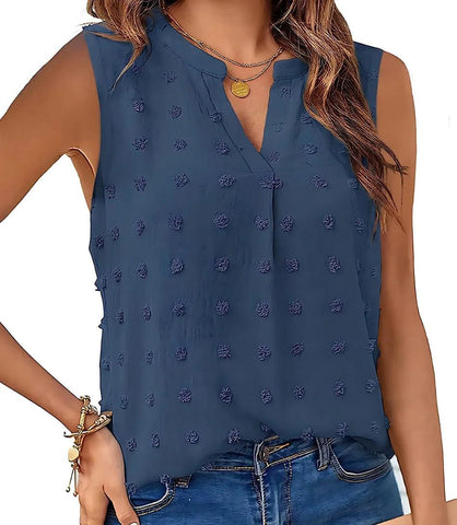 Regata Feminina Texturizada com Decote V Casual | Akiko Regata Feminina Texturizada com Decote V Casual | Akiko