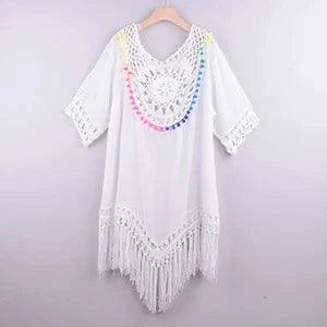 Saída de Praia Branca Curta em Algodão com Crochê - Conforto e Estilo para Verão. Saída de Praia Branca Curta em Algodão com Crochê - Conforto e Estilo para Verão.