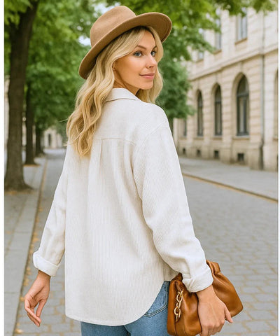Blusa Feminina Manga Longa Oversized de Veludo Cotelê | Thilde Blusa Feminina Manga Longa Oversized de Veludo Cotelê | Thilde