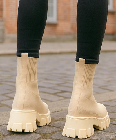 Bota Feminina Tratorada Knit de Inverno Urbano | Soled Bota Feminina Tratorada Knit de Inverno Urbano | Soled