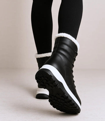 Bota Impermeável Feminina Térmica Forrada Antiderrapante | Kika Bota Impermeável Feminina Térmica Forrada Antiderrapante | Kika