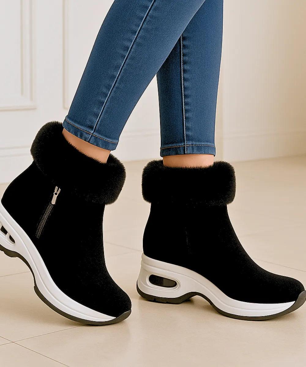 Comprar botinha feminina térmica preto com solado plataforma antiderrapante e forro peluciado para conforto extremo em caminhadas no inverno em promoção AREZZO 
 Comprar botinha feminina térmica preto com solado plataforma antiderrapante e forro peluciado para conforto extremo em caminhadas no inverno em promoção AREZZO