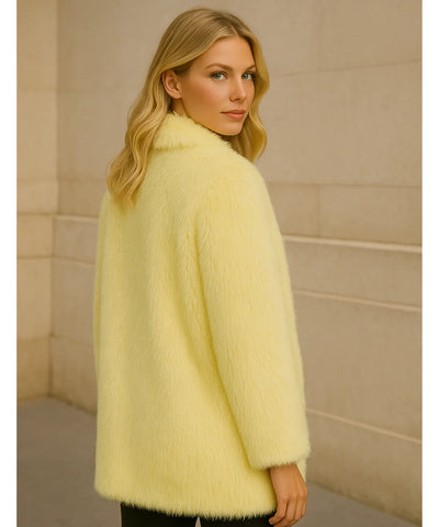 Comprar casaco feminino de pelo sintético premium super macio e elegante para inverno em oferta com caimento impecável Comprar casaco feminino de pelo sintético premium super macio e elegante para inverno em oferta com caimento impecável