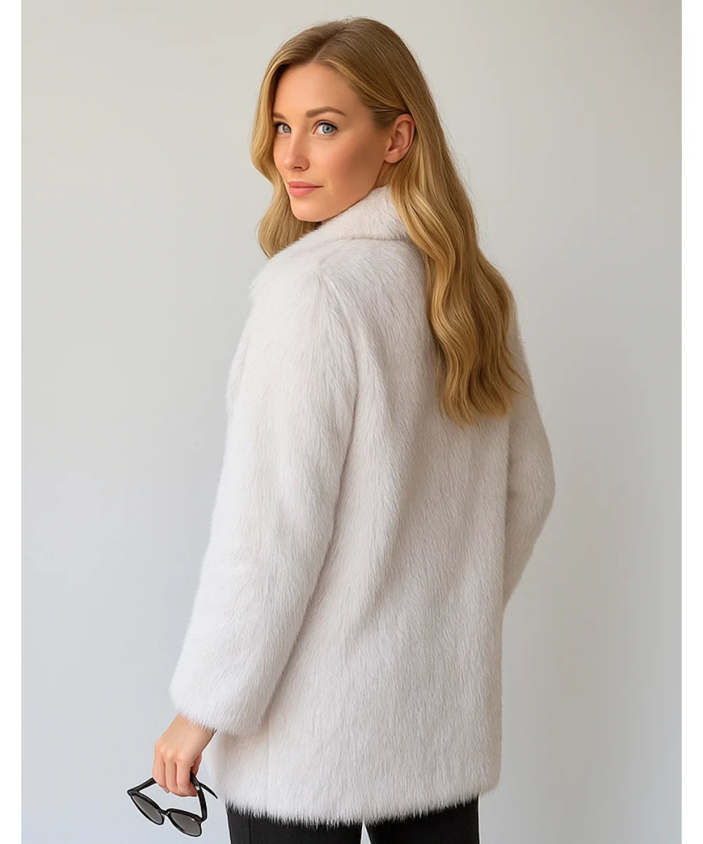 Comprar casaco feminino de pelo sintético premium super macio e elegante para inverno em oferta com caimento impecável Comprar casaco feminino de pelo sintético premium super macio e elegante para inverno em oferta com caimento impecável