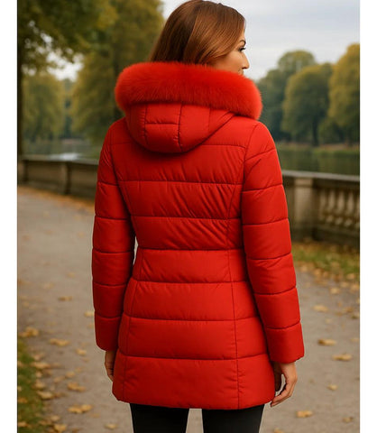 Comprar casaco feminino de inverno longo vermelho acolchoado com gola de pelo removível e capuz para dias frios e elegantes em promoção ZARA
 Comprar casaco feminino de inverno longo vermelho acolchoado com gola de pelo removível e capuz para dias frios e elegantes em promoção ZARA