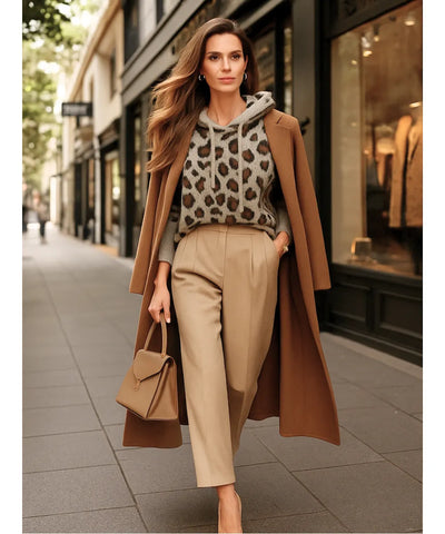 Casaco Moletom Feminino de Tricot com Capuz Elegante | Kenai Casaco Moletom Feminino de Tricot com Capuz Elegante | Kenai