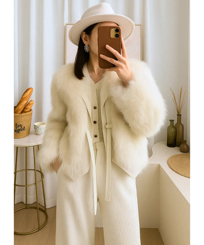 Casaco de Pelo Feminino Curto Sofisticado para Inverno | Miller Casaco de Pelo Feminino Curto Sofisticado para Inverno | Miller