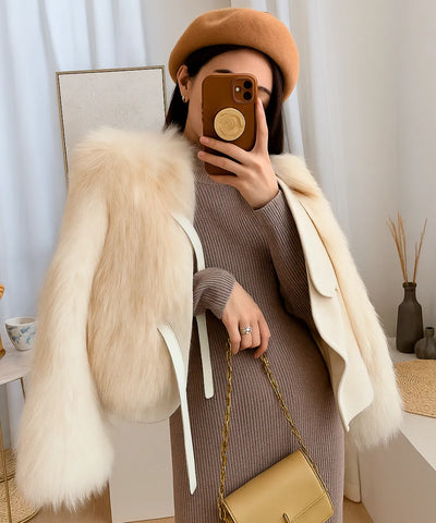 Casaco de Pelo Feminino Curto Sofisticado para Inverno | Miller Casaco de Pelo Feminino Curto Sofisticado para Inverno | Miller