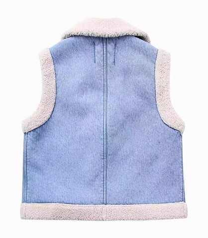 Colete Jeans Feminino com Forro de Pelúcia Elegante | Catania Colete Jeans Feminino com Forro de Pelúcia Elegante | Catania
