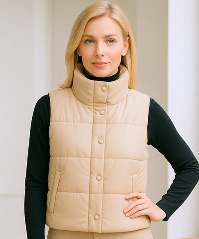 Comprar colete puffer feminino couro sintético bege gola alta botões duplos inverno térmico em promoção ZARA
 Comprar colete puffer feminino couro sintético bege gola alta botões duplos inverno térmico em promoção ZARA