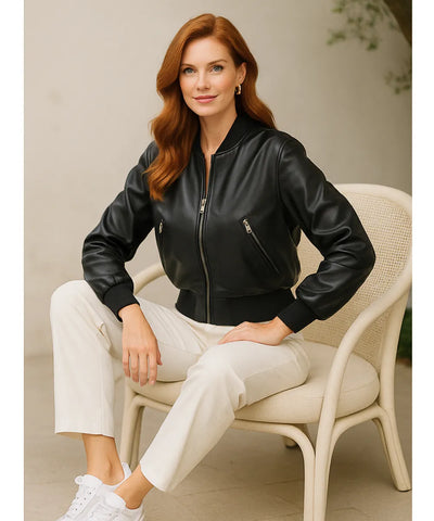 Jaqueta Feminina de Couro Bomber com Zíper Duplo | Fit Jaqueta Feminina de Couro Bomber com Zíper Duplo | Fit