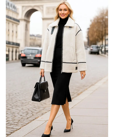 Jaqueta Feminina de Inverno com Forro Peluciado Detalhe em Couro | Angelina Jaqueta Feminina de Inverno com Forro Peluciado Detalhe em Couro | Angelina