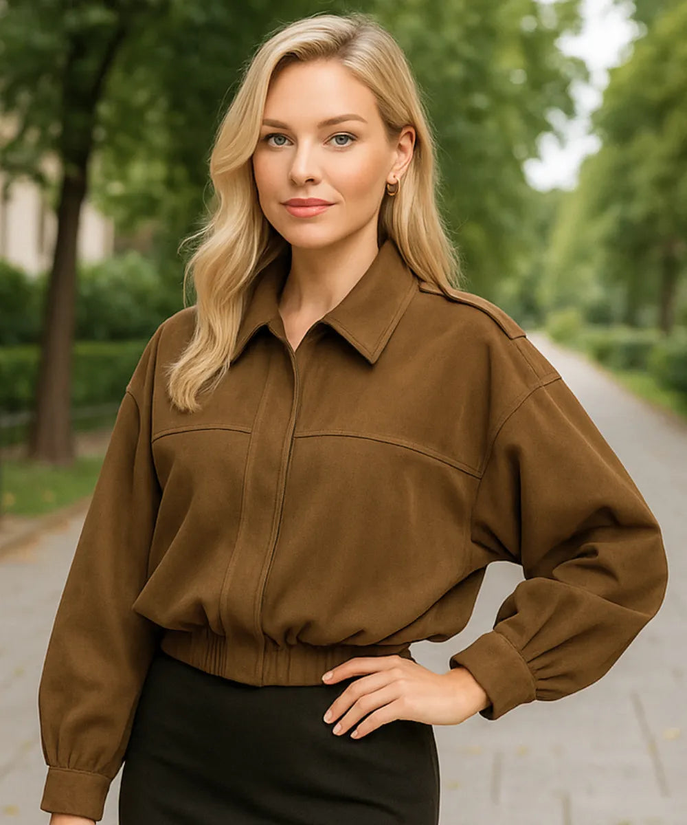 Comprar jaqueta feminina oversized marrom em suede com gola estruturada e estilo urbano elegante para meia estação em promoção ZARA
 Comprar jaqueta feminina oversized marrom em suede com gola estruturada e estilo urbano elegante para meia estação em promoção ZARA