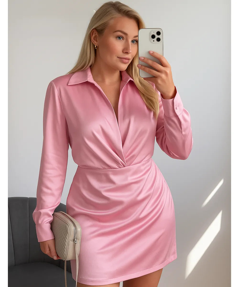 Comprar vestido curto de festa em cetim branco com manga longa, gola de camisa e torção frontal elegante para eventos noturnos em promoção ZARA
 Comprar vestido curto de festa em cetim branco com manga longa, gola de camisa e torção frontal elegante para eventos noturnos em promoção ZARA