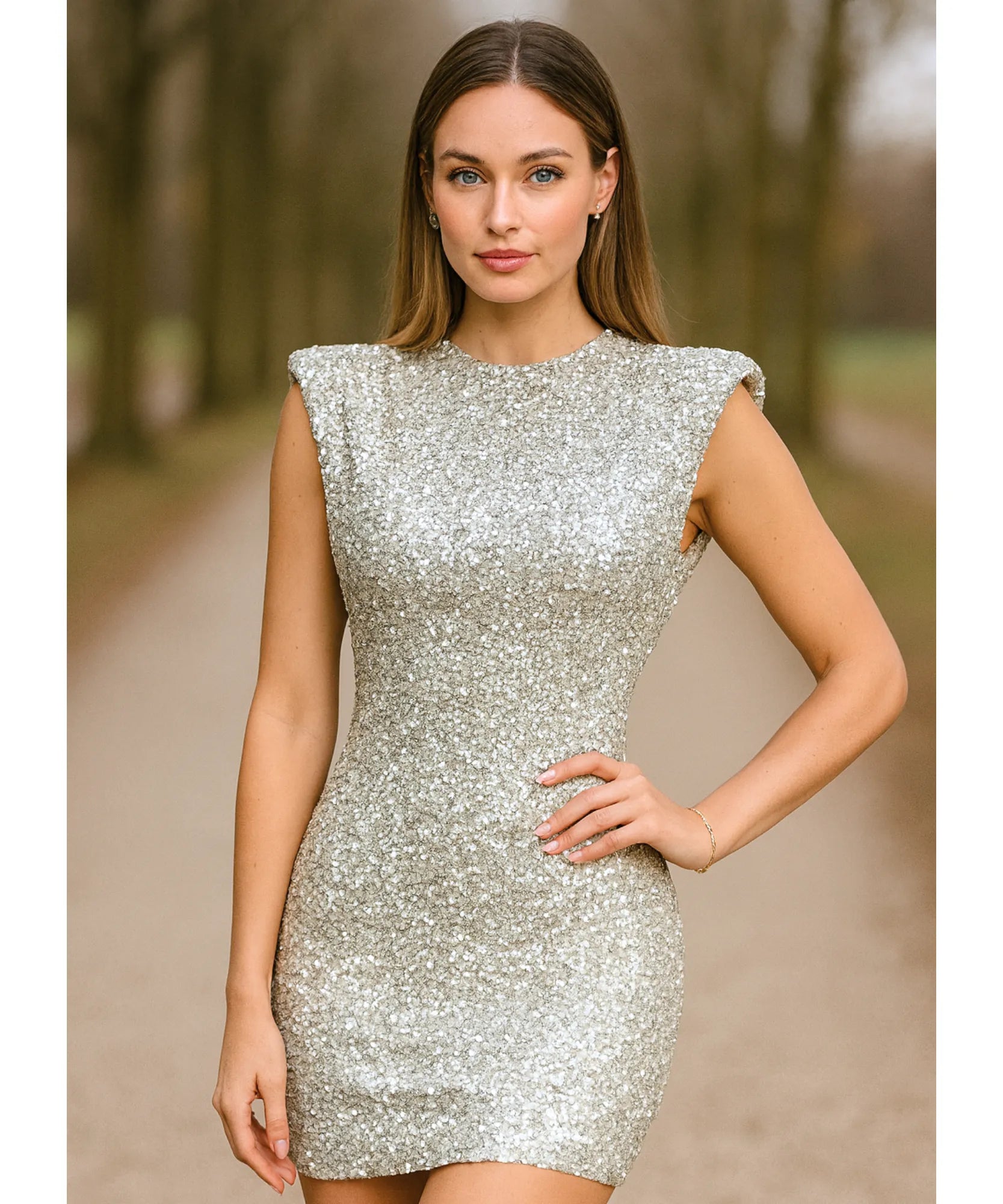 Vestido De Festa Curto Paetês Elegante Brilhante Formatura Anellimn