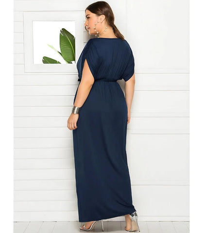Vestido Longo Plus Size Elegante para Madrinhas e Formandas | Cloe Vestido Longo Plus Size Elegante para Madrinhas e Formandas | Cloe