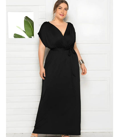 Vestido Longo Plus Size Elegante para Madrinhas e Formandas | Cloe Vestido Longo Plus Size Elegante para Madrinhas e Formandas | Cloe