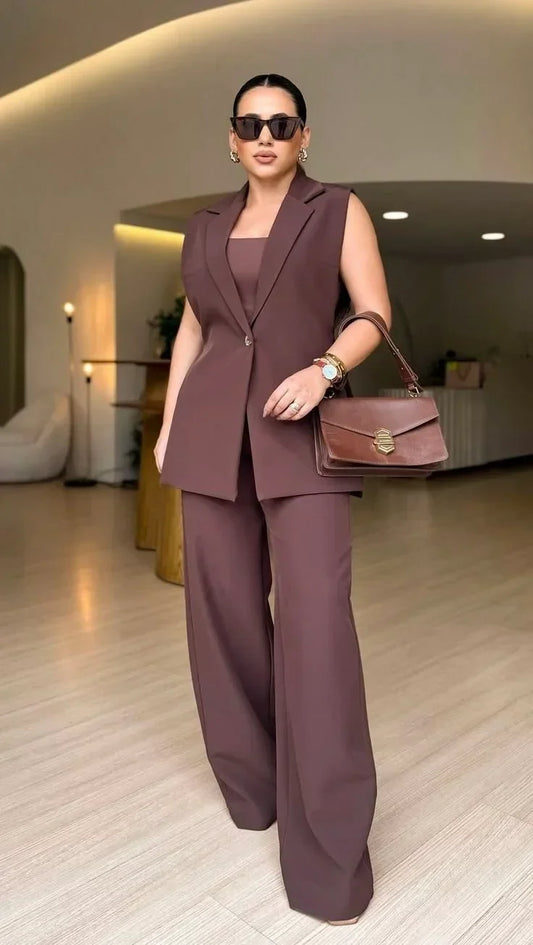 Conjunto alfaiataria feminino ganha leveza e estilo nas produções de verão