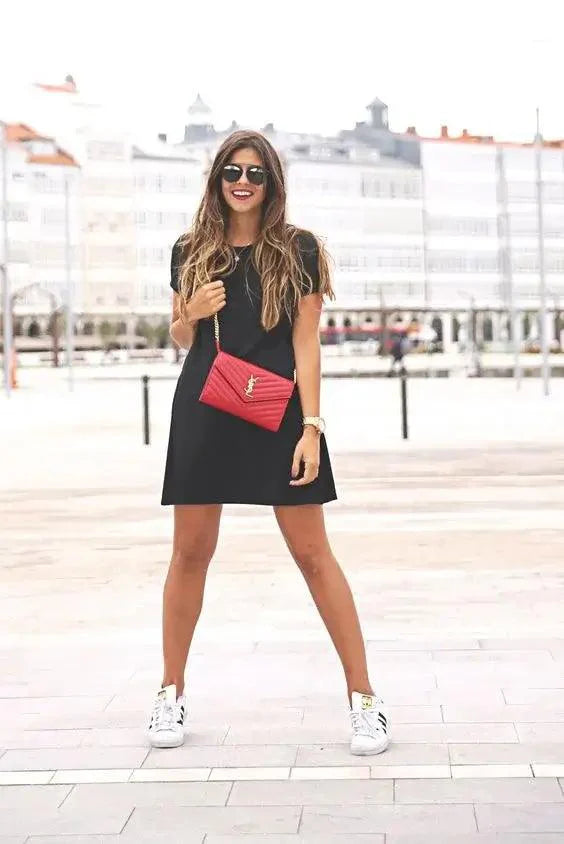 vestido com tênis