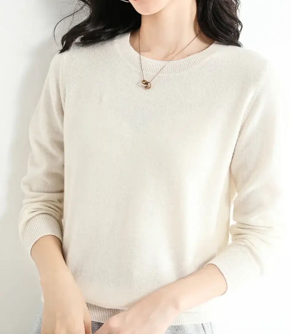 Blusa Feminina Básica Manga Longa Cashmere de Alta Qualidade, com Conforto Térmico e Corte Elegante.