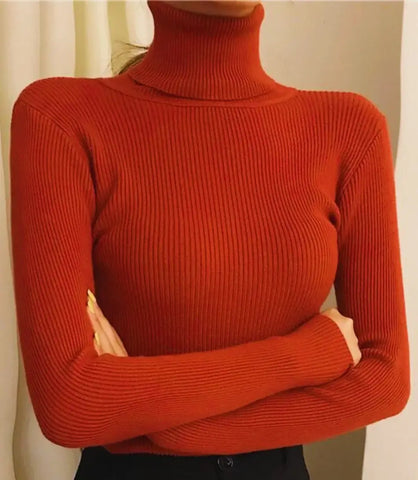 Blusa Modal de Tricot Feminina com Manga Longa e Gola Alta em verde, tecido macio e ajustado ao corpo, ideal para o outono e inverno.