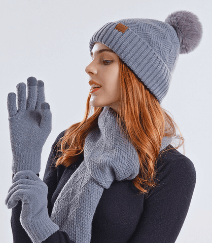 Conjunto de inverno feminino de crochê: cachecol, gorro e luvas. Estilo e conforto em malha de alta qualidade.