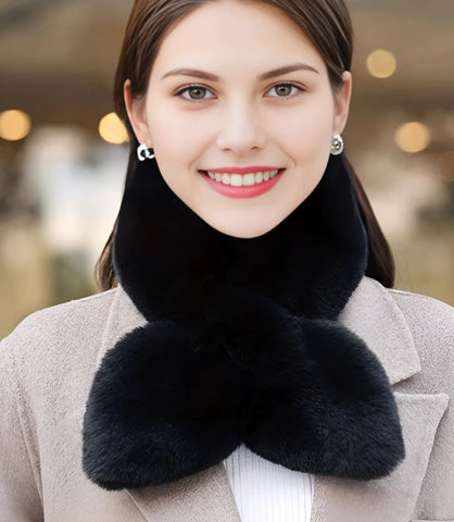 Cachecol feminino de pele sintética luxo, vermelho, elegante e macio, para ocasiões formais e uso casual no inverno.