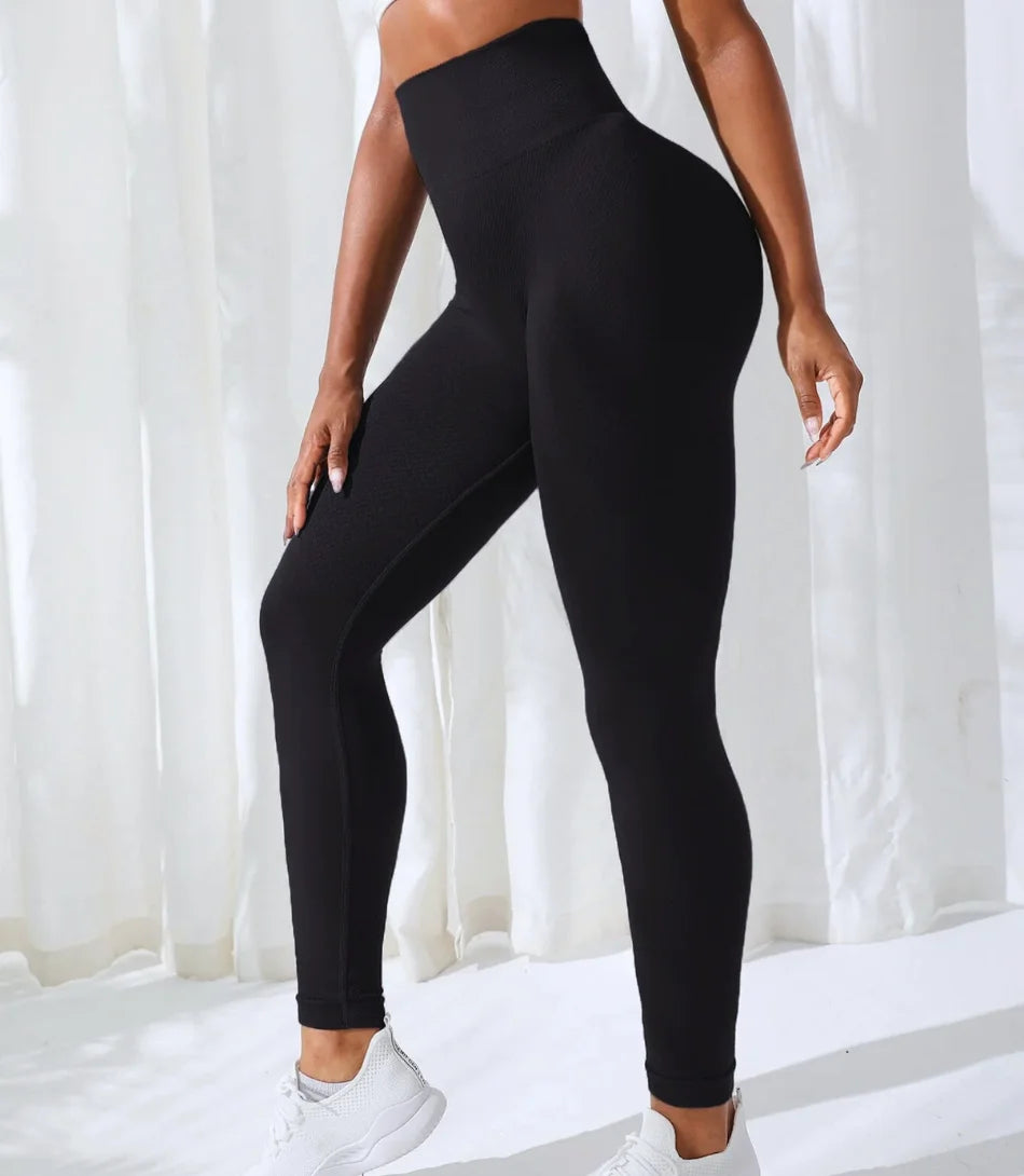 Calça Legging Academia Feminina Levanta Bumbum, cintura alta, tecido 4-way stretch, ajuste perfeito para atividades físicas e realce das curvas.