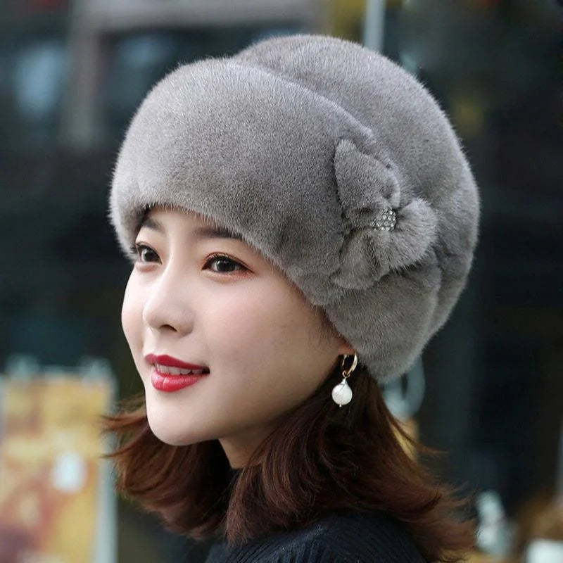 Chapéu Boina Plush Elegante  - Elegância e Conforto para o Inverno
