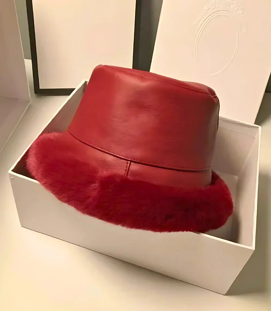 Comprar  Bucket Hat Feminino de Inverno Vermelho em promoção - Anellimn