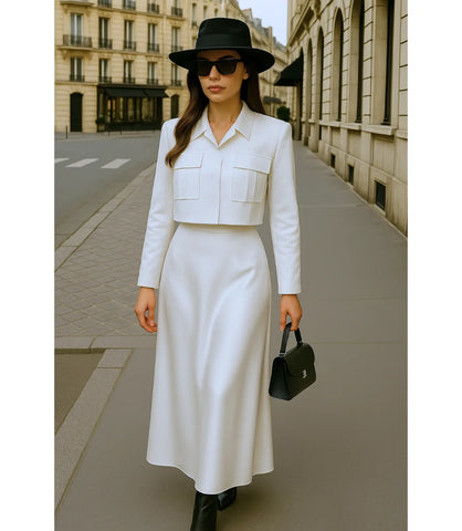 Comprar Conjunto Feminino Alfaiataria com Blazer Cropped de Linho Branco ZARA
