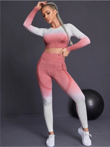 Conquiste o estilo ativo com nosso Conjunto Fitness Feminino. Cintura alta, design sem costura, cores gradientes. Vista-se para o sucesso!