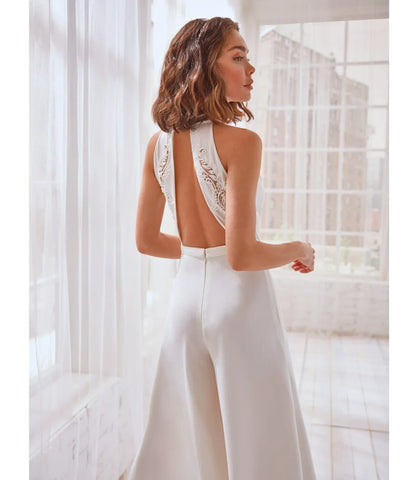 Macacão Branco Feminino Elegante com Bordado nas Costas | Loli