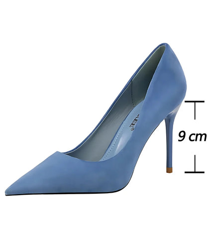 Scarpin Feminino Salto Alto Fino com Bico Fino e Camurça Macia