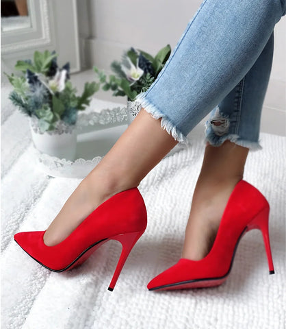 Scarpin Feminino Salto Alto Fino com Bico Fino e Camurça Macia