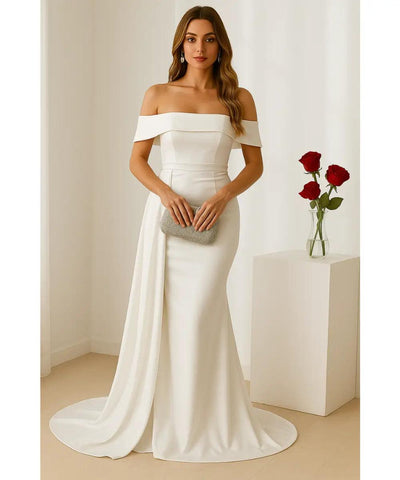Comprar Vestido longo de cetim ombro a ombro branco com cauda para festas, madrinhas e formaturas em promoção ZARA

