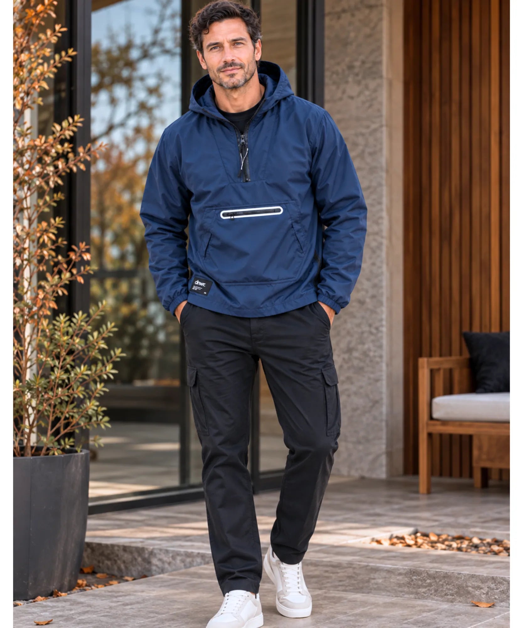 Comprar anorak masculino com capuz modelagem solta azul marinho em promoção Anellimn