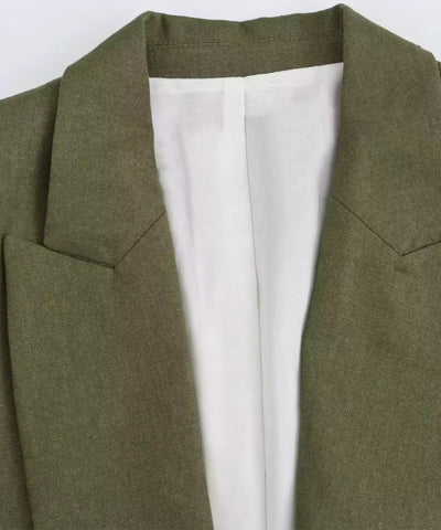Blazer feminino alfaiataria linho manga 7/8 verde, detalhe da gola