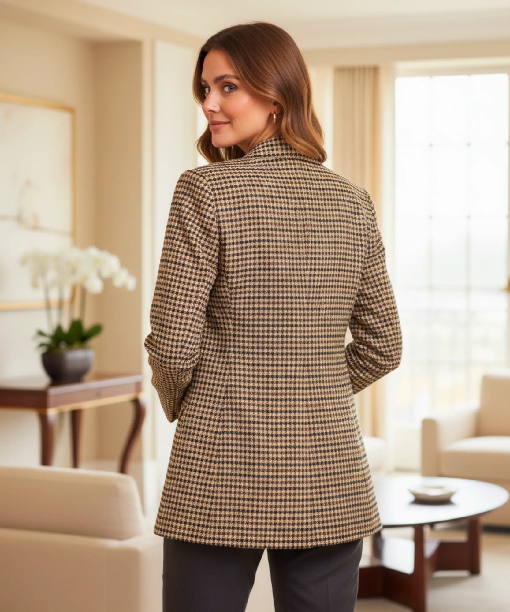 Comprar blazer feminino alfaiataria xadrez com forro estruturado e botões elegantes para escritório trabalho em promoção ZARA
