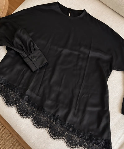 Comprar blusa assimétrica com renda preta barra rendada em promoção Anellimn