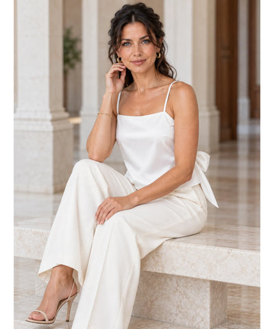 Comprar blusa costas abertas de cetim alça fina branca look completo em promoção Anellimn