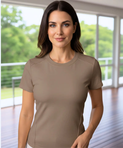 Comprar Blusa Feminina Básica Manga Curta Gola Redonda Slim Fit ajustada confortável elegante casual em promoção ZARA
